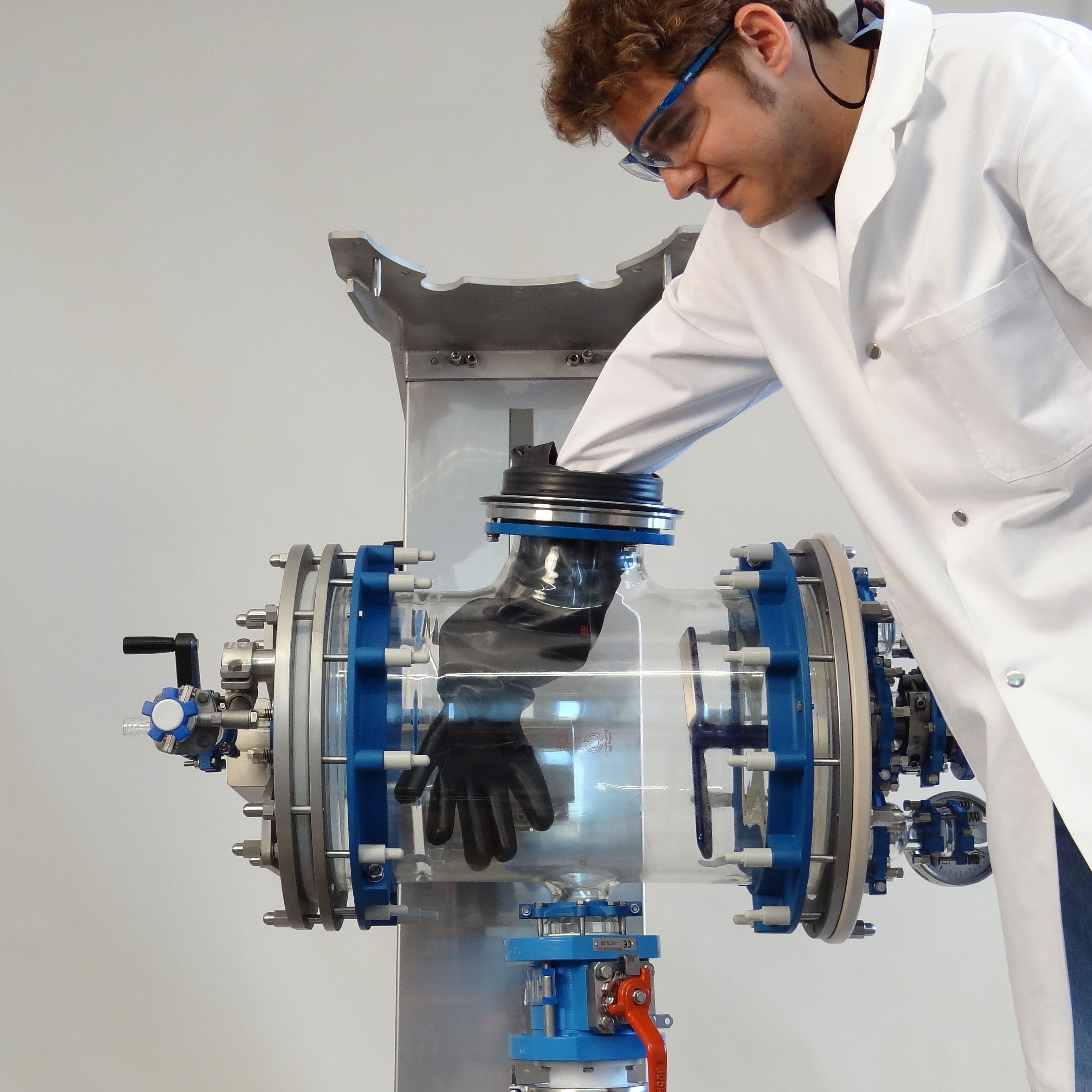 High containment Nutschenfilter für geschützten Austrag