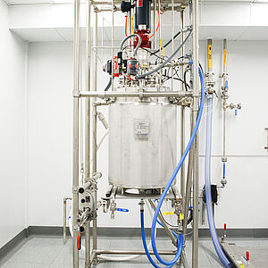 Large scale Hastelloy® Hochdruckreaktor 