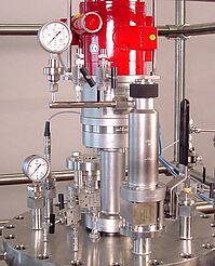 Rührwerk für Druckanwendung, bestehend aus Magnetkupplung, Ex – Motor und Frequenzumwandler